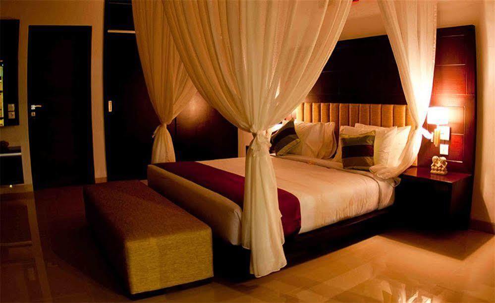 M Two Villas Seminyak Kültér fotó