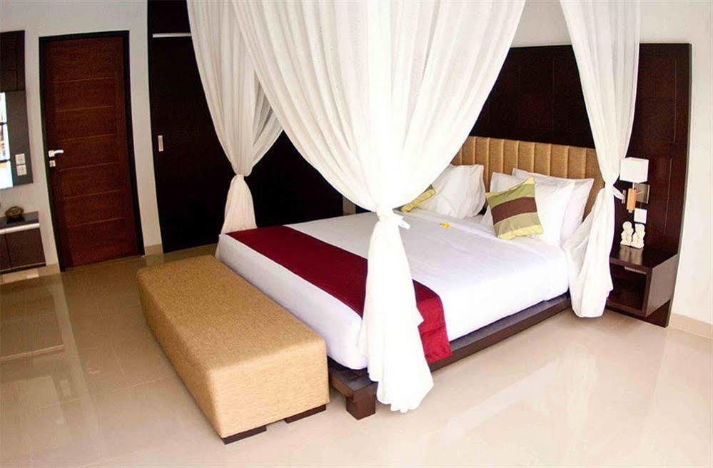 M Two Villas Seminyak Kültér fotó