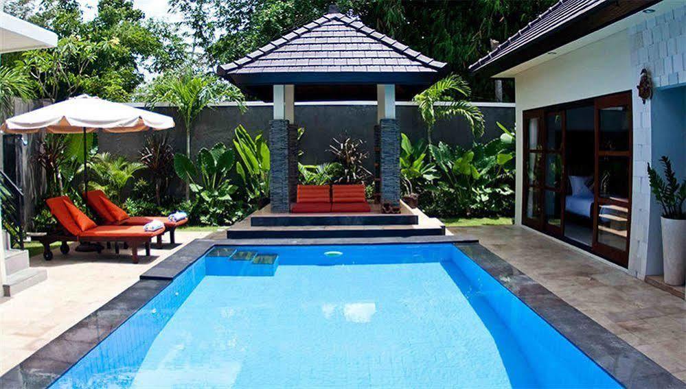 M Two Villas Seminyak Kültér fotó