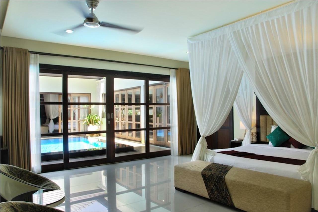 M Two Villas Seminyak Kültér fotó