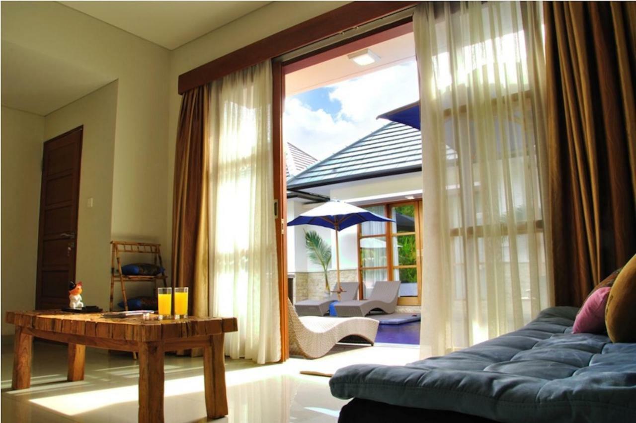 M Two Villas Seminyak Kültér fotó